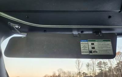 Freightliner Cascadia 126 Sun Visor