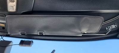 Freightliner Cascadia 126 Sun Visor