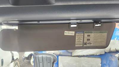 Freightliner Cascadia 126 Sun Visor