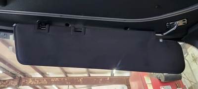 Freightliner Cascadia 126 Sun Visor