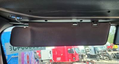 Freightliner Cascadia 126 Sun Visor