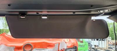 Freightliner Cascadia 126 Sun Visor