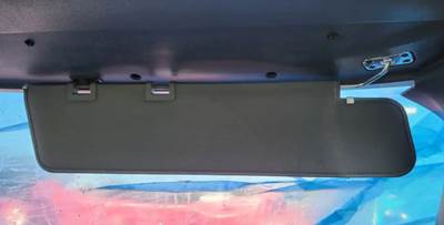 Freightliner Cascadia 126 Sun Visor