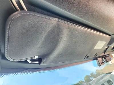 Freightliner Cascadia 126 Sun Visor