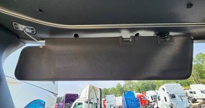 Freightliner Cascadia 126 Sun Visor