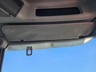 Freightliner Columbia 112 Sun Visor