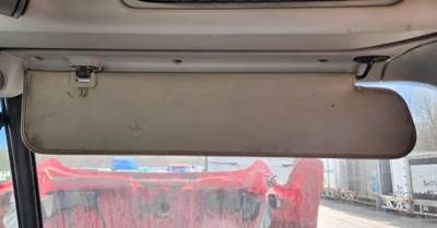 Freightliner Columbia 112 Sun Visor