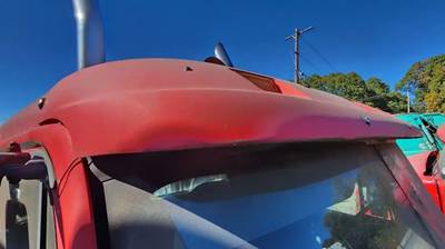 Freightliner Columbia 120 Sun Visor