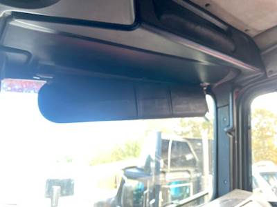 Freightliner FLD120 Sun Visor