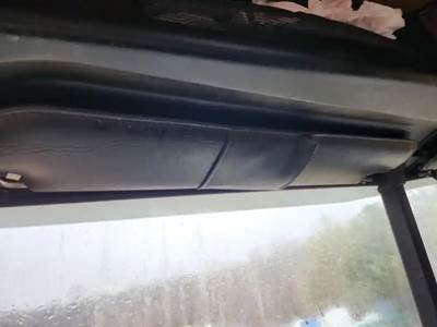 Freightliner FLD120 Sun Visor
