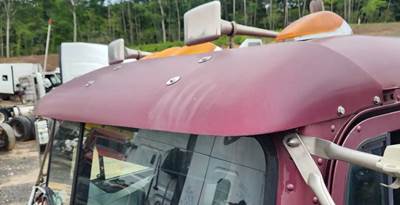 Freightliner FLD120 Sun Visor