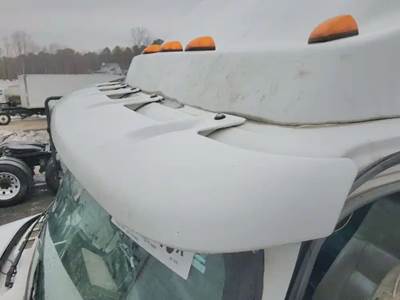 Freightliner M2 112 Sun Visor for a 2007 Freightliner M2 112 Medium Duty