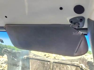 GMC C6500 Sun Visor