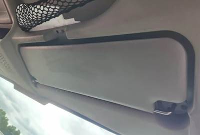 International 4400 Sun Visor