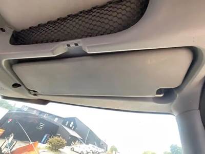 International 8600 Sun Visor