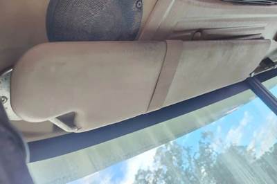 International 9400i Sun Visor