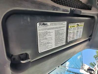 International HV507 Sun Visor