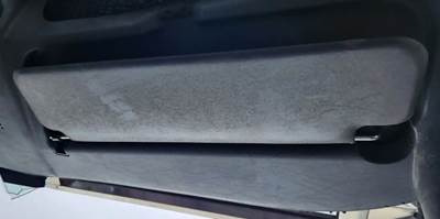 International HX620 Sun Visor