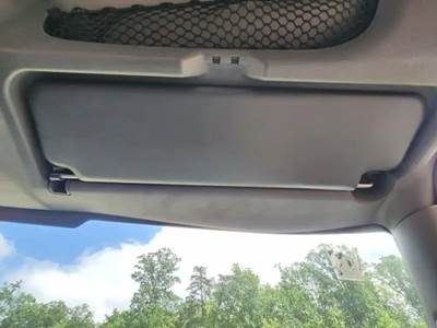 International RH613 Sun Visor
