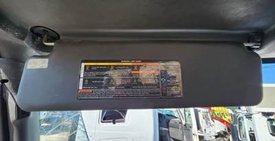 International RH613 Sun Visor