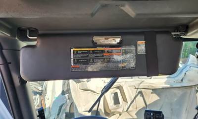 International RH613 Sun Visor