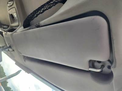 International TranStar 8600 Sun Visor