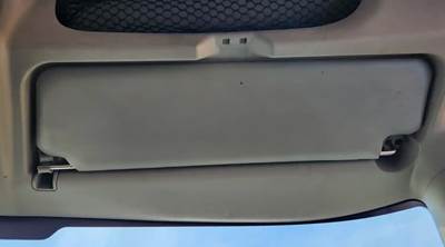 International WorkStar 7400 Sun Visor