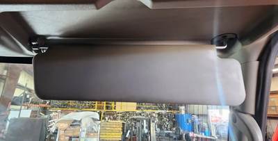 International WorkStar 7600 Sun Visor