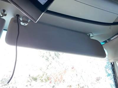 Kenworth T680 Sun Visor