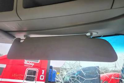 Kenworth T680 Sun Visor