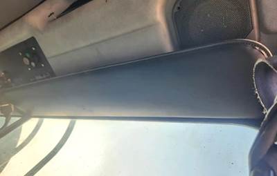 Mack MRU633 Sun Visor