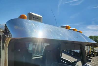 Mack Pinnacle Sun Visor