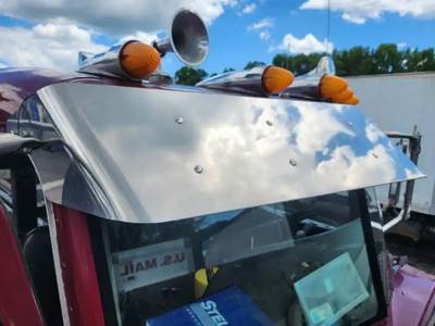 Peterbilt 367 Sun Visor
