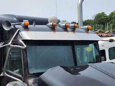 Peterbilt 388 Sun Visor