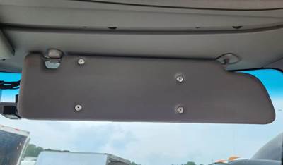 Peterbilt 579 Sun Visor