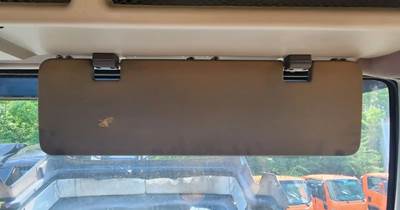 Volvo VNL Sun Visor