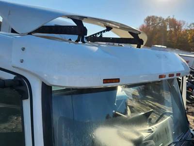 Volvo VNL Sun Visor
