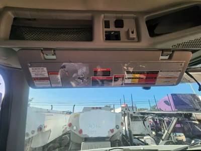 Volvo VNR64T Sun Visor