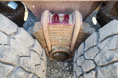 Mack Suspension for a 2007 Mack CV713 Granite