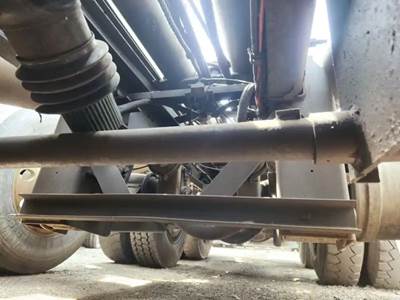 Hendrickson Tag / Pusher Axle for a 2007 Volvo VHD