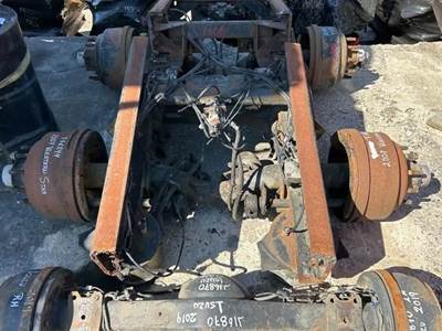 Hendrickson Tag / Pusher Axle for a 2007 Western Star 4900