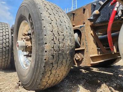 Hendrickson Tag / Pusher Axle for a 2019 Peterbilt 389
