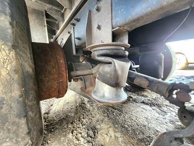 Hendrickson Tag / Pusher Axle for a 2019 Peterbilt 389