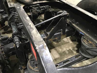 Meritor-Rockwell Tag / Pusher Axle for a 2016 Volvo VNL