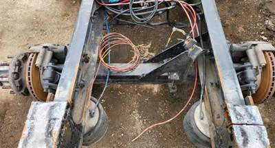 Meritor-Rockwell Tag / Pusher Axle for a 2014 Freightliner 114SD