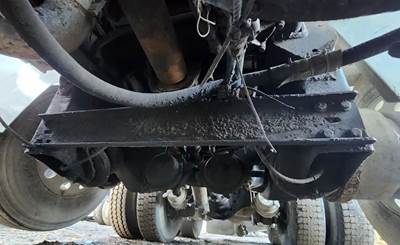 Ridewell Tag / Pusher Axle for a 1988 Ford LTL9000