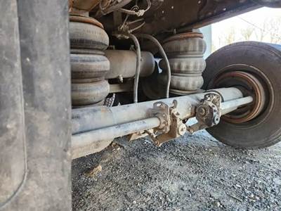 TBD TBD Tag / Pusher Axle for a 2007 Freightliner M2 112 Medium Duty