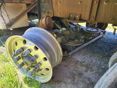 (Used) 2014 Peterbilt 389, Tag Axle- Make: N/A, Model: N/A, Capacity: 20,000 Lbs