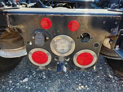 Freightliner Cascadia 126 Tail Light