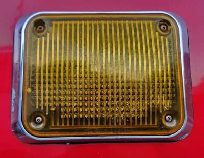 International 4400 LP Tail Light